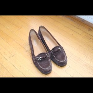 Talbots suede brown loafers with buckle